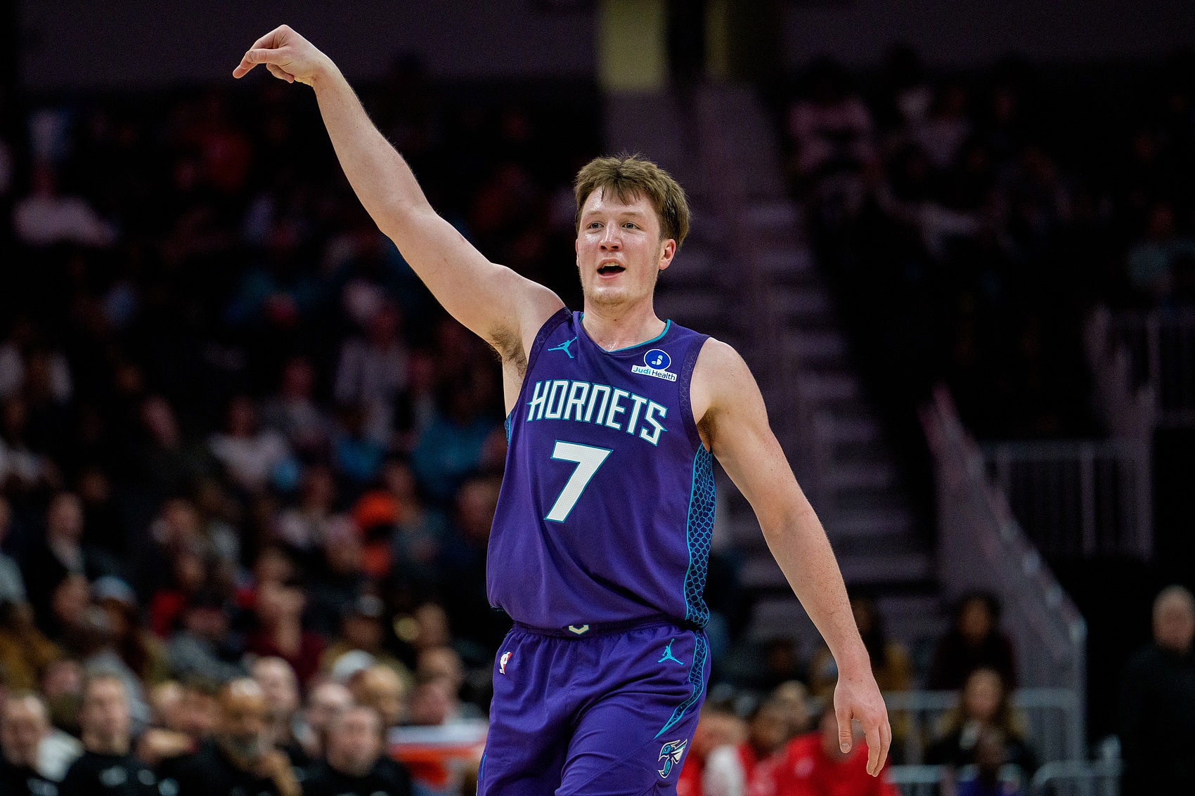 yunkai官网-稳稳的幸福！4号秀克尼佩尔14中7&amp;三分8中4贡献20分4板 正负值+22