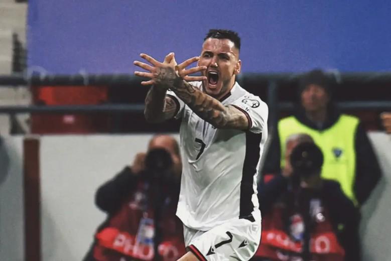 yunkai官网-外媒：阿尔巴尼亚国脚马纳伊同意加盟浙江队，年薪超400万欧